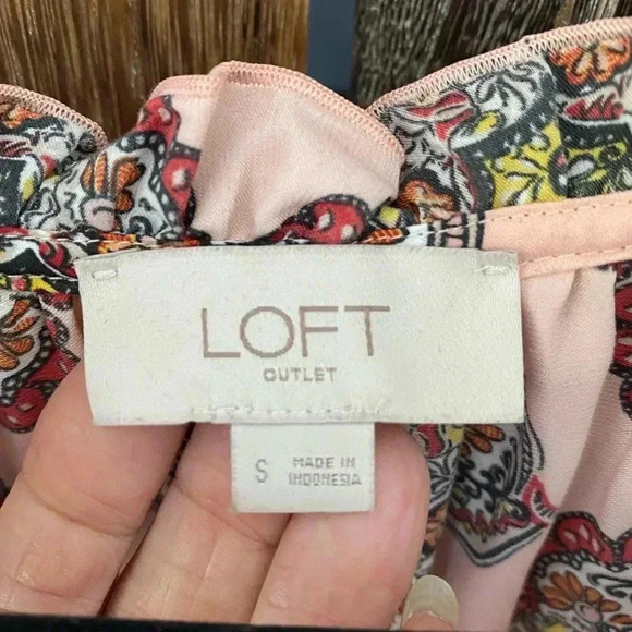 LOFT Small Pink Paisley Peplum Blouse Top - Picture 3 of 6